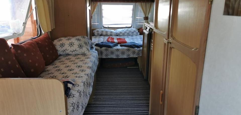 Sea Caravan On The Beach Kiten  Exterior photo
