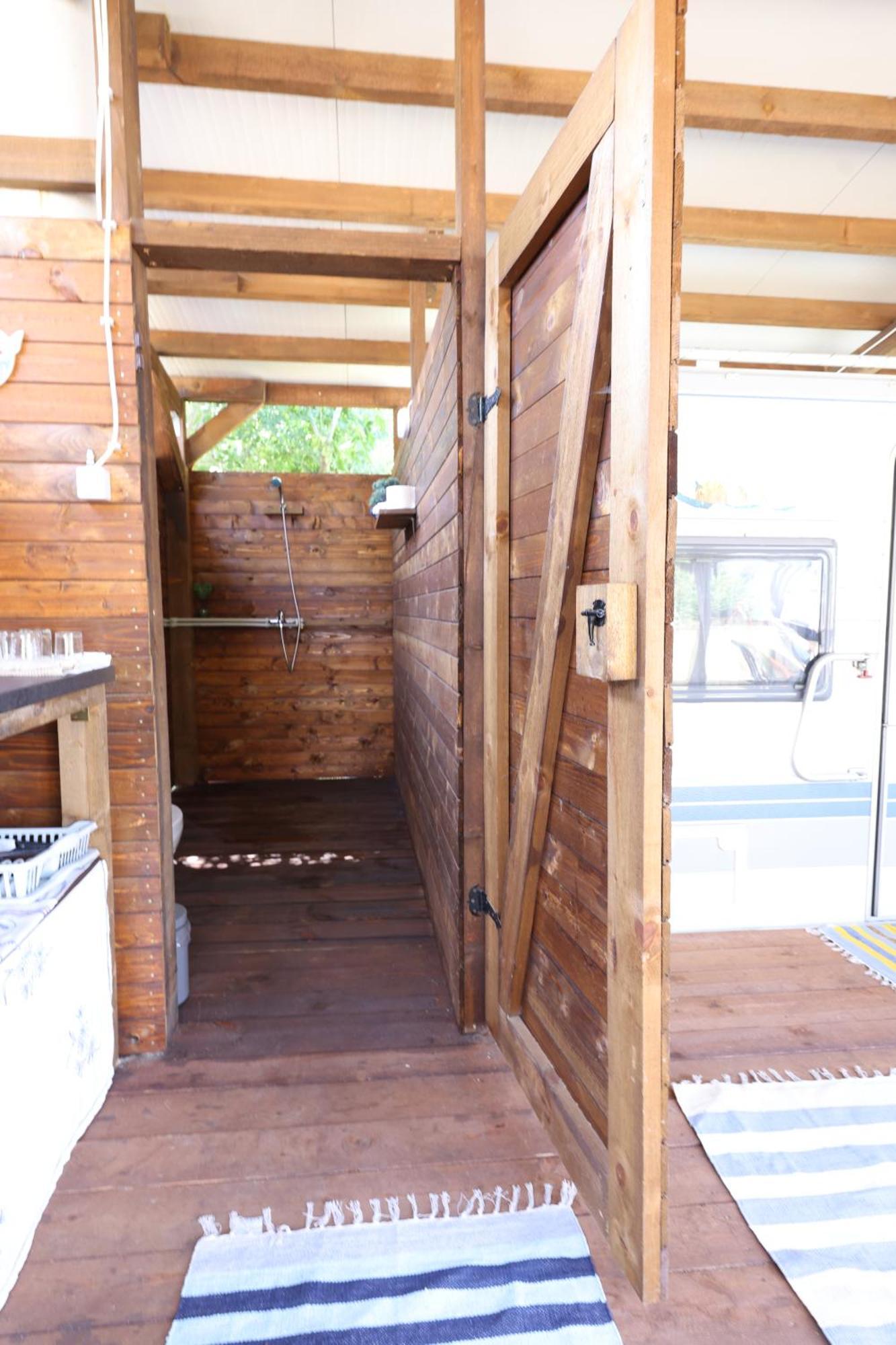 Sea Caravan On The Beach Kiten  Exterior photo