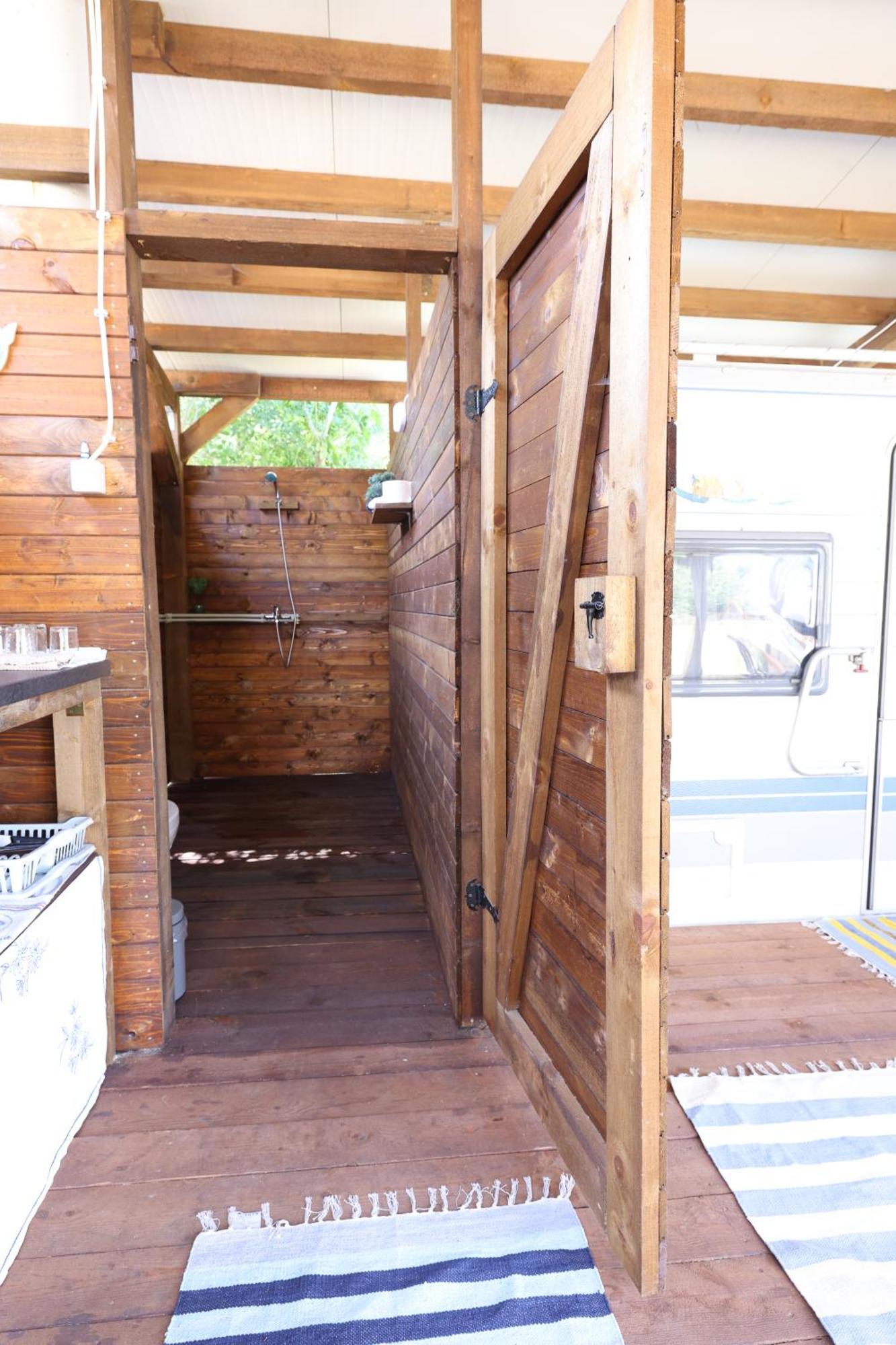 Sea Caravan On The Beach Kiten  Exterior photo